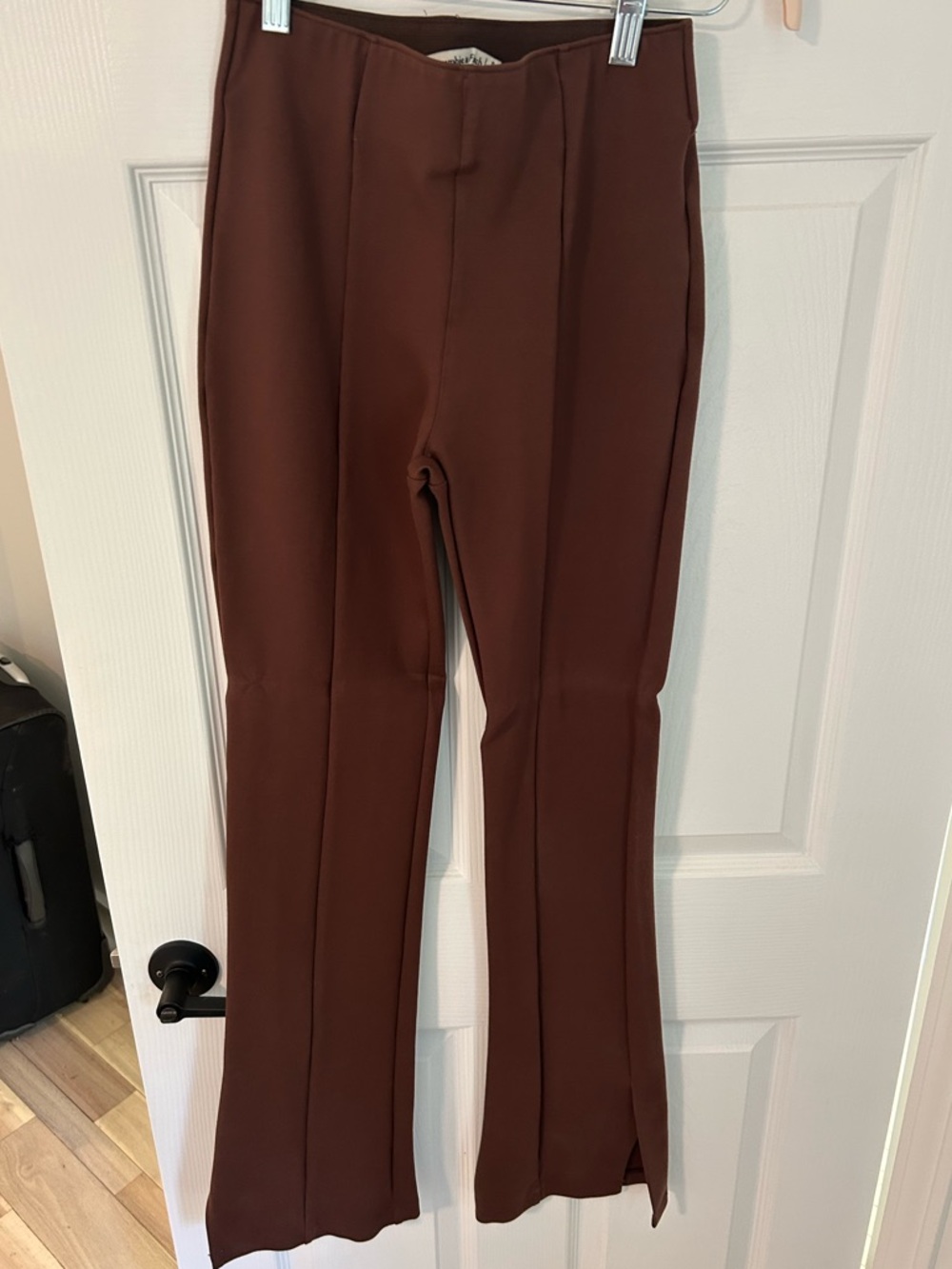A&F Ponte Slim Flare Pant